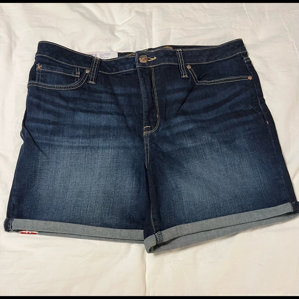 Cuffed Shorts